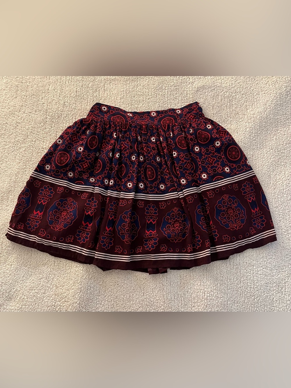 Forever21 Bohemian Printed Smocked Waist Mini Skirt - Burgundy Size Small